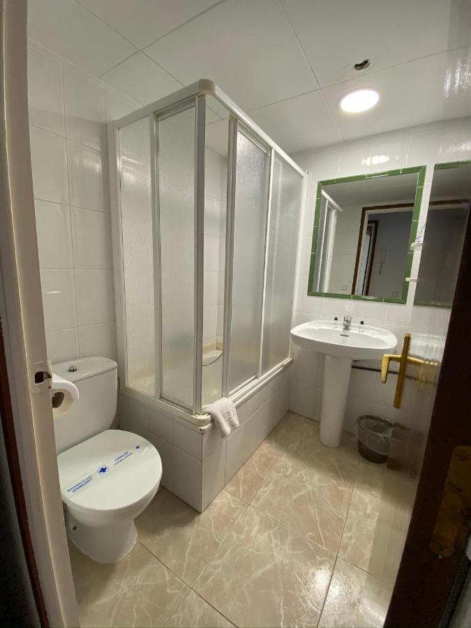 Apartamentos Mitus Canet De Mar Exterior photo